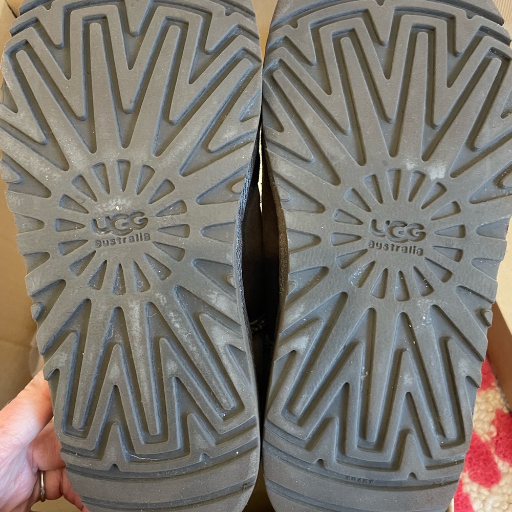 Brown Bailey Button Uggs - image 5